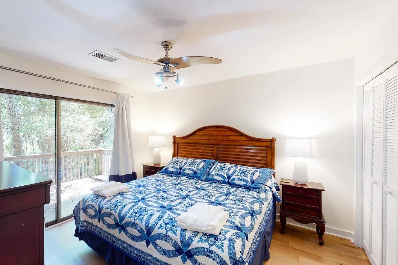 70 Inlet Cove *