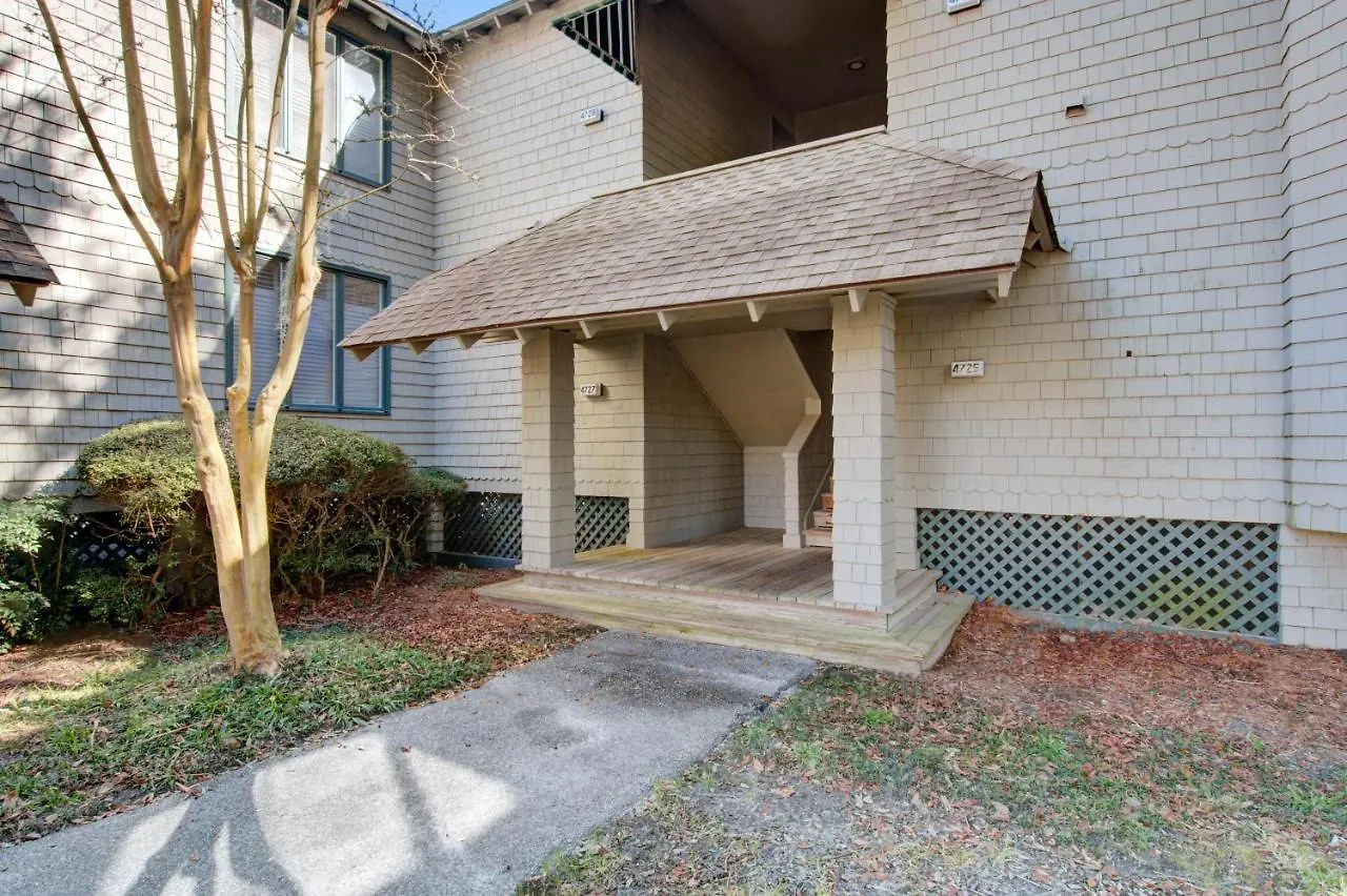 4727 Tennis Club Villa *