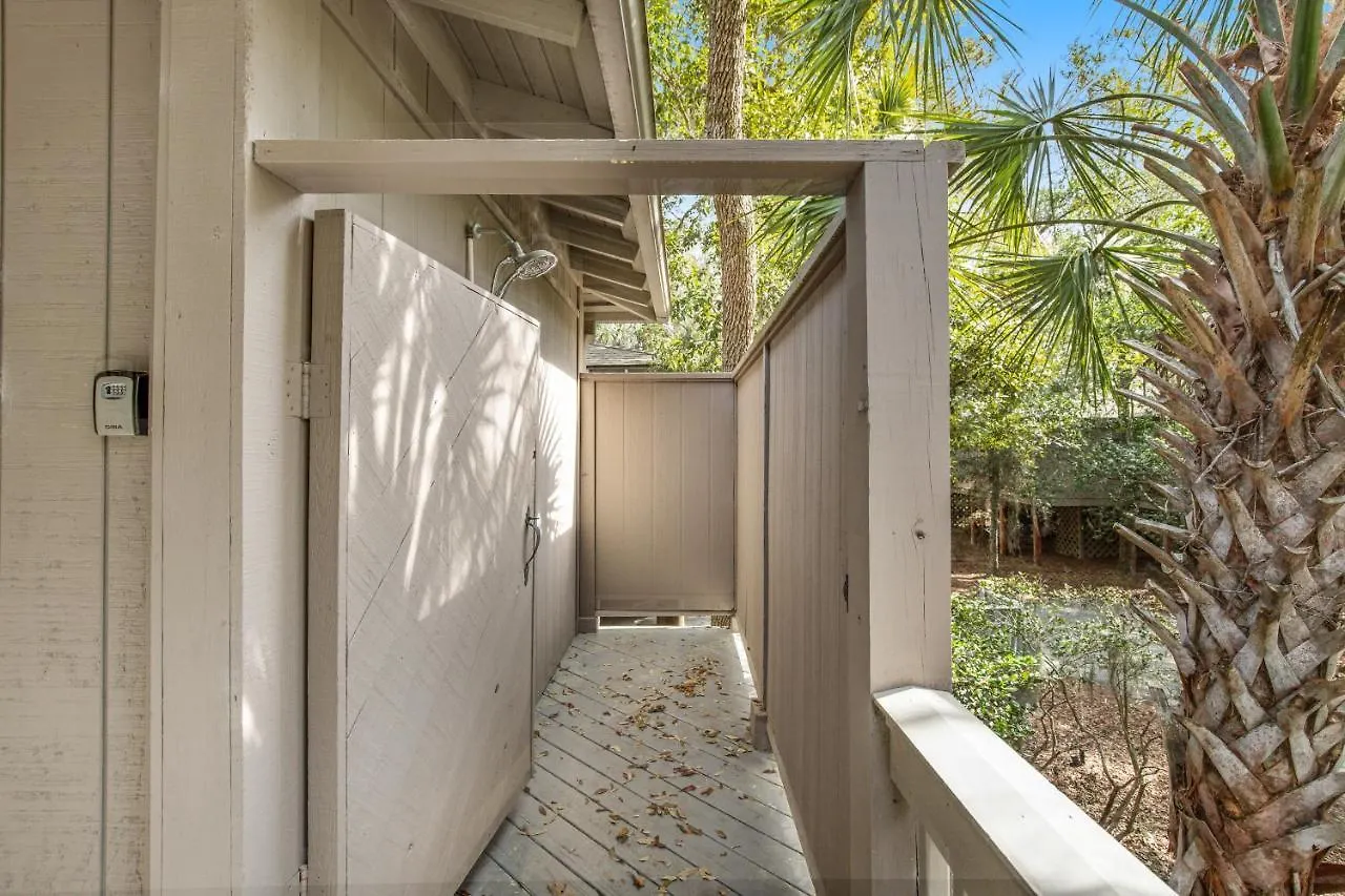 1054 Sparrow Pond *