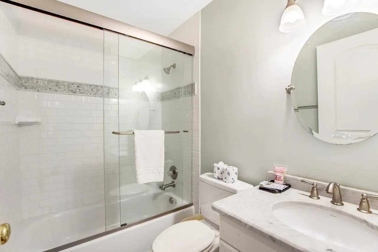 1054 Sparrow Pond Holiday home *