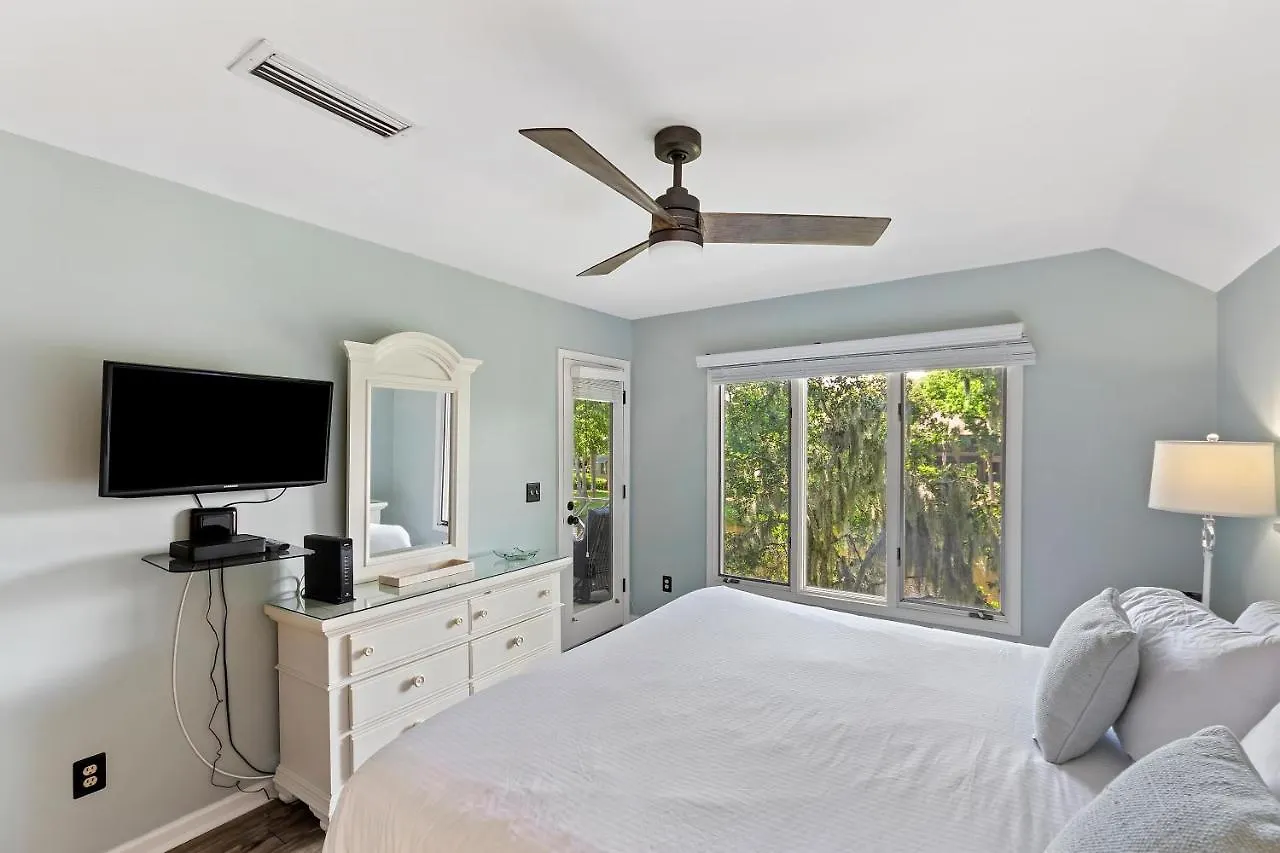 4846 Turtle Cove *