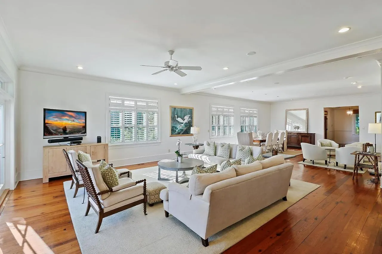 1a Eugenia Avenue Holiday home *