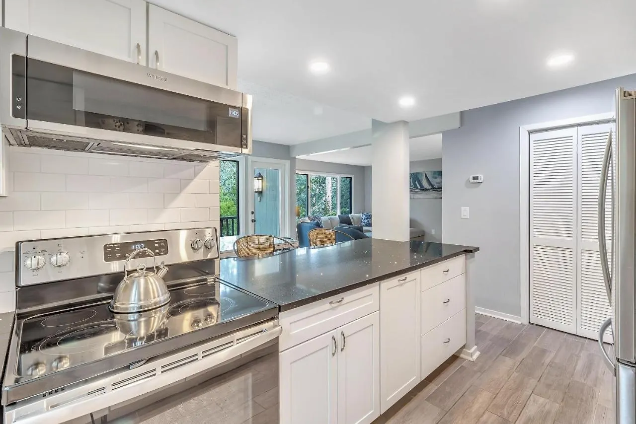 1358 Fairway Oaks * Kiawah Island