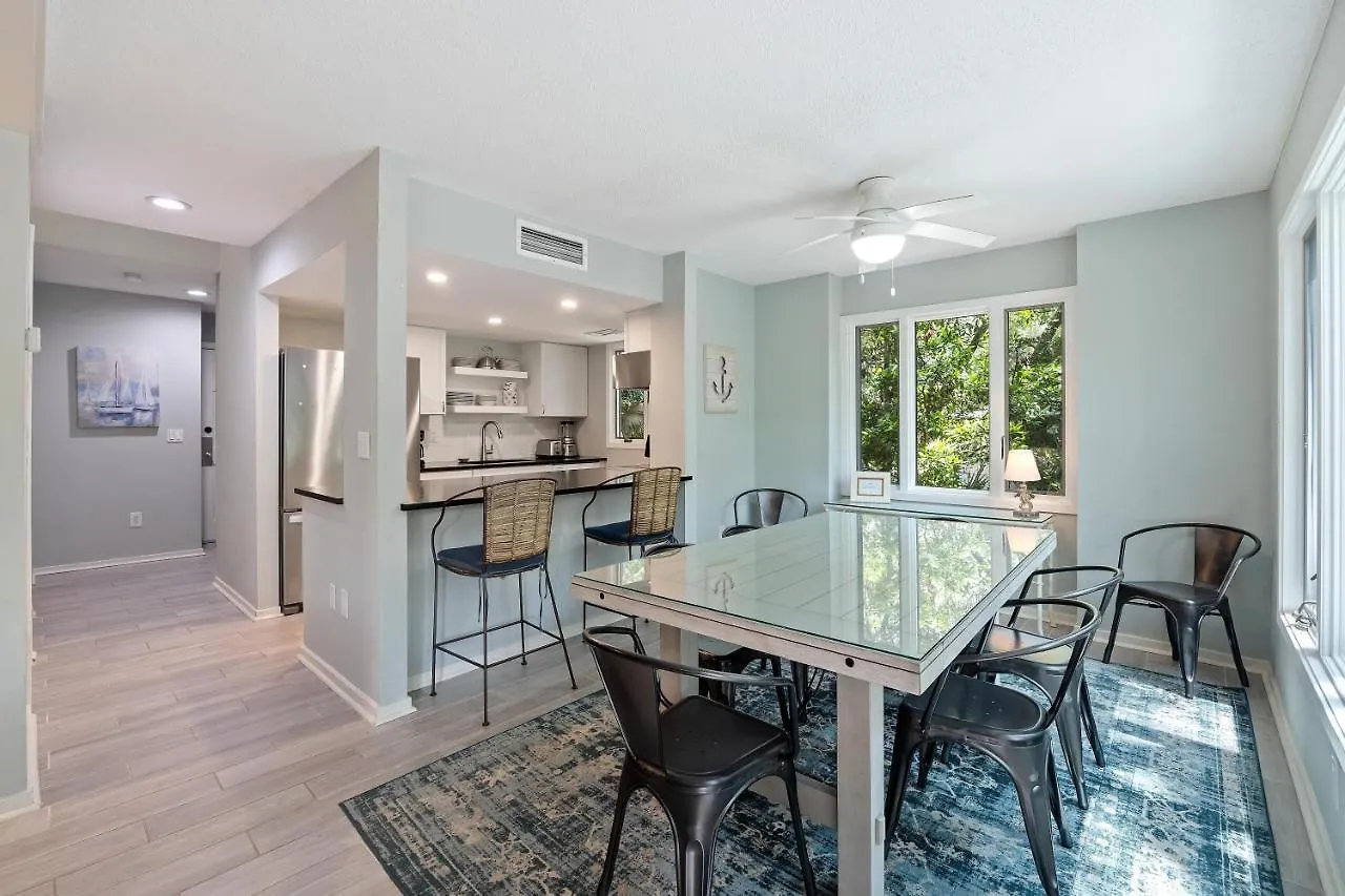 1358 Fairway Oaks Holiday home *