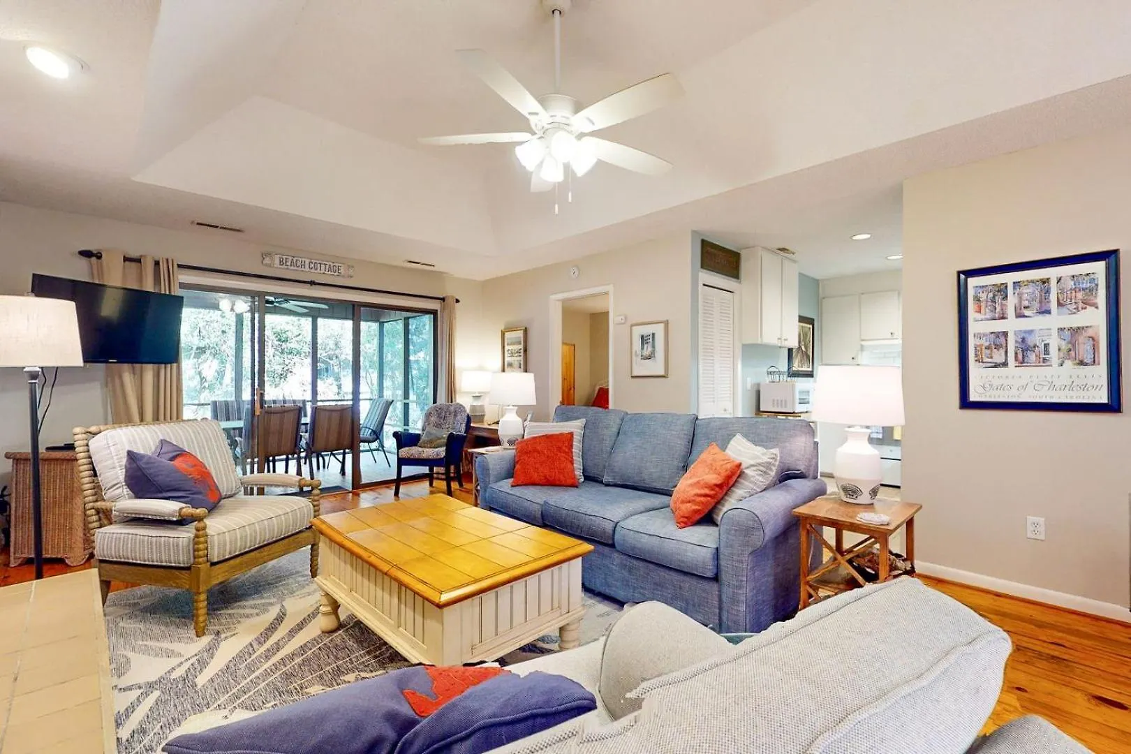 1070 Sparrow Pond Woodland View *