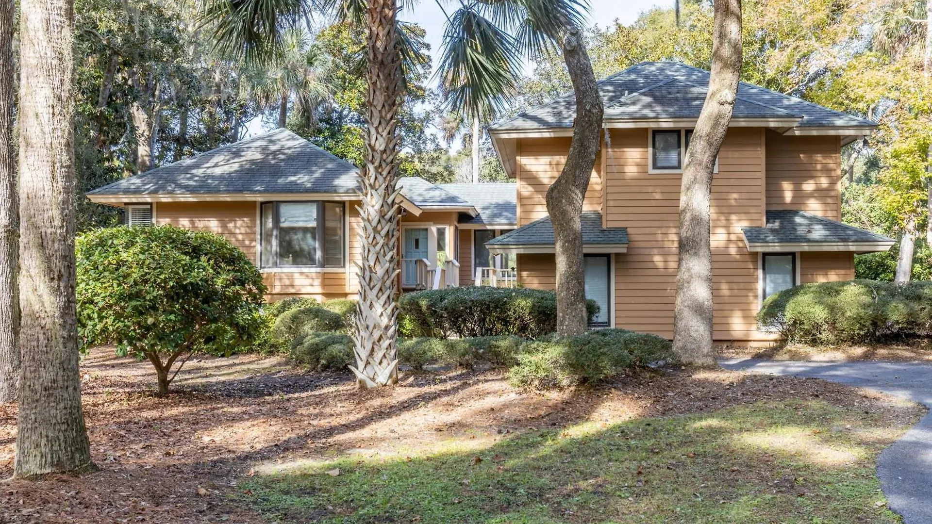 239 Glen Abbey *
