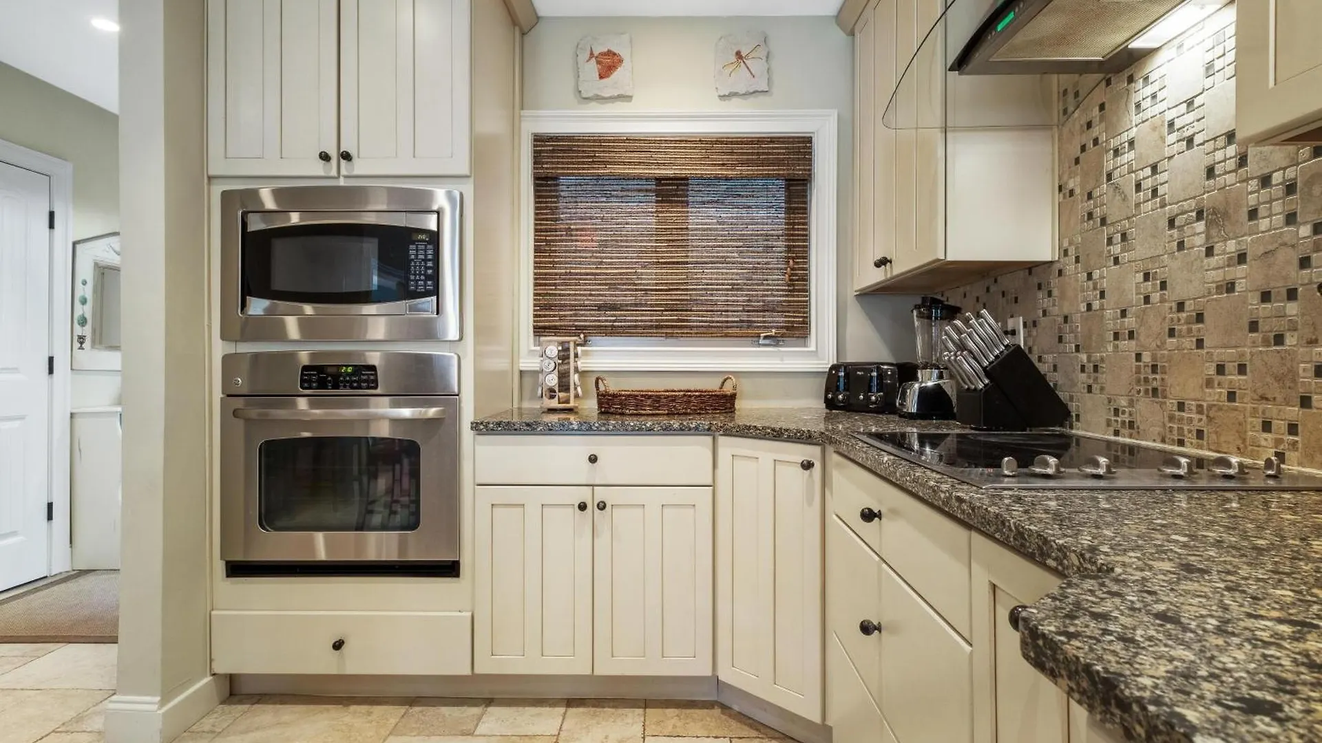 5107 Windswept Oceanfront