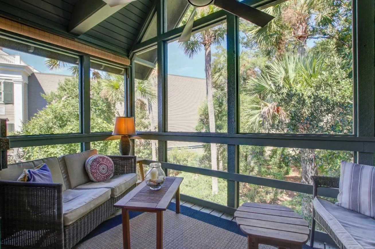 1402 West Villa