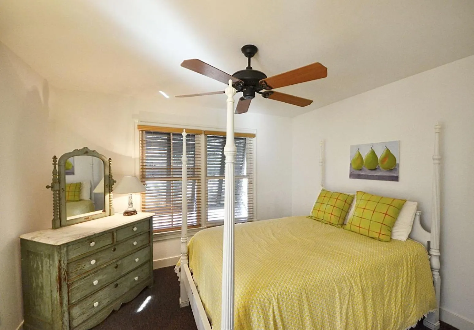 119 Surfscoter Lane *