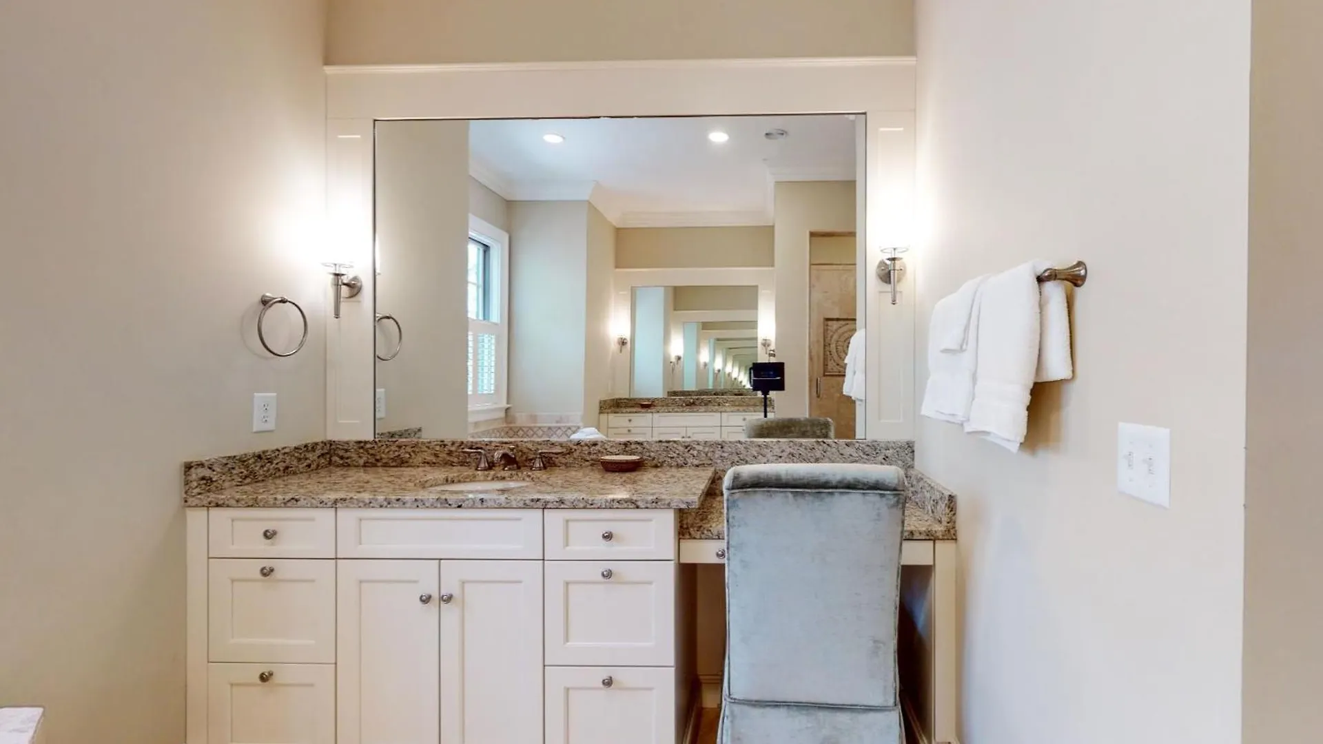 595 Piping Plover Holiday home
