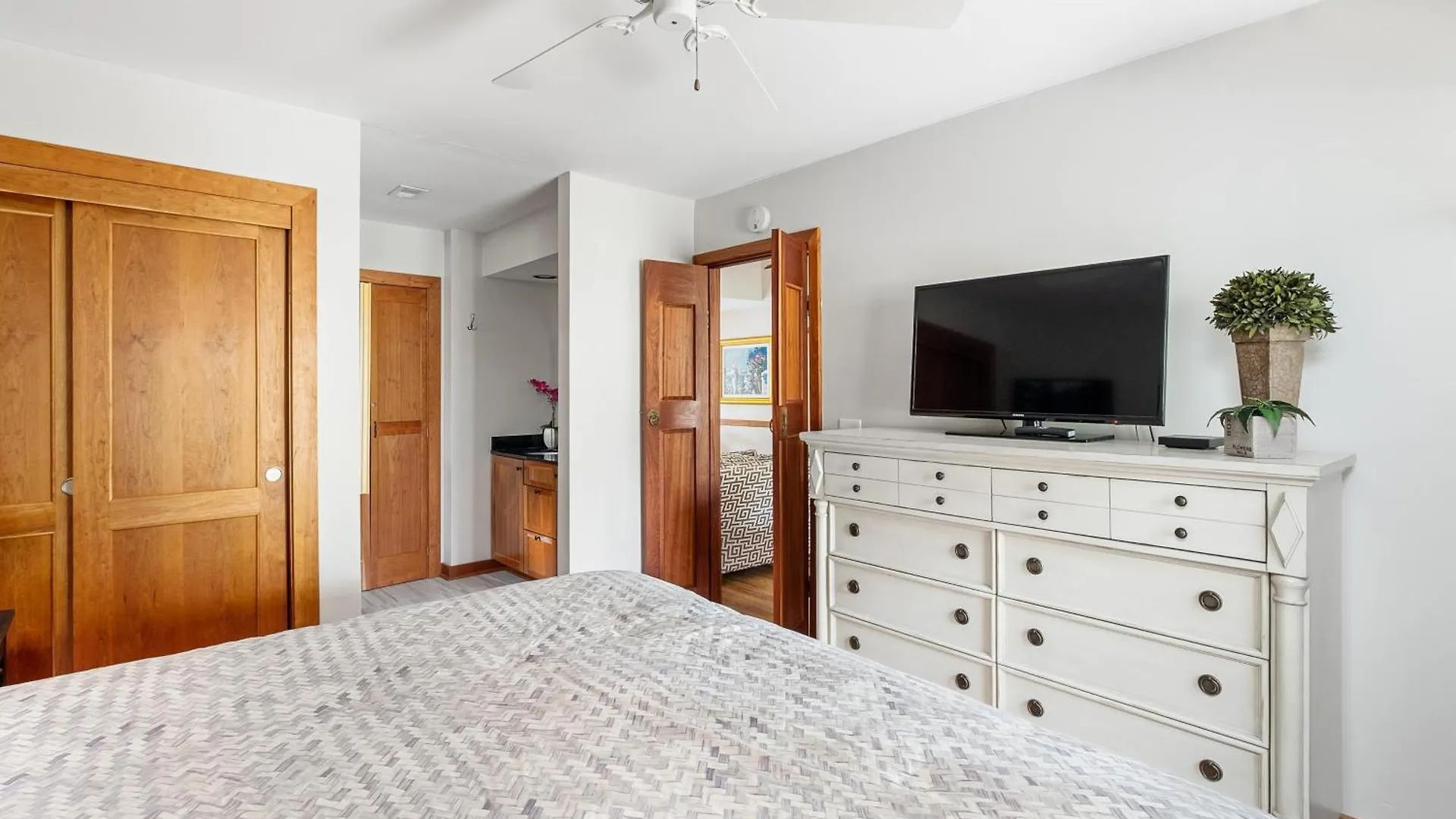 83 Inlet Cove River View *