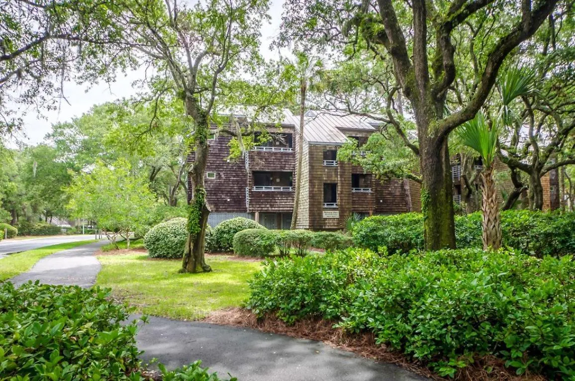 4470 Windswept Woodland Villa *