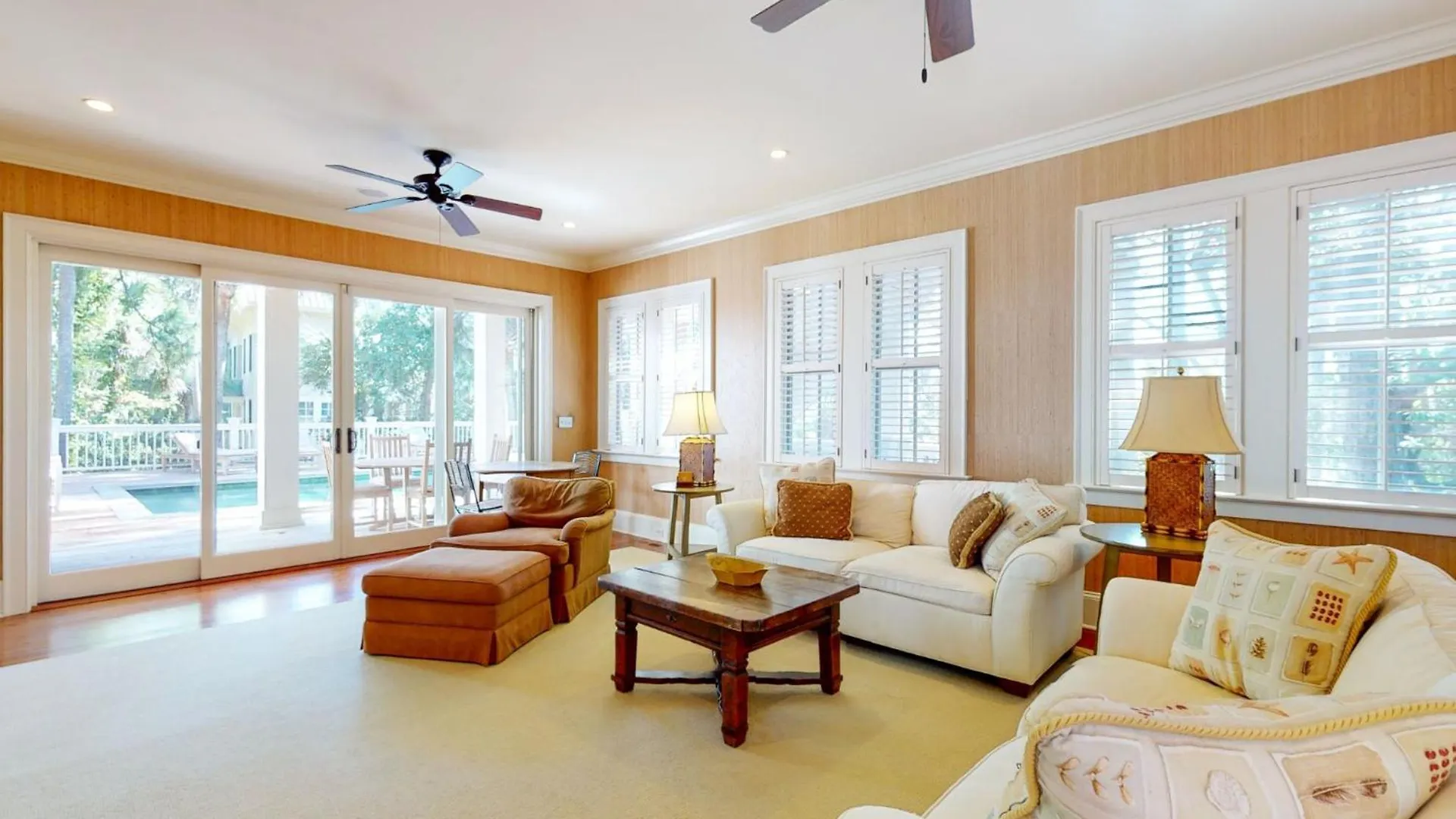 12 Falcon Point Road