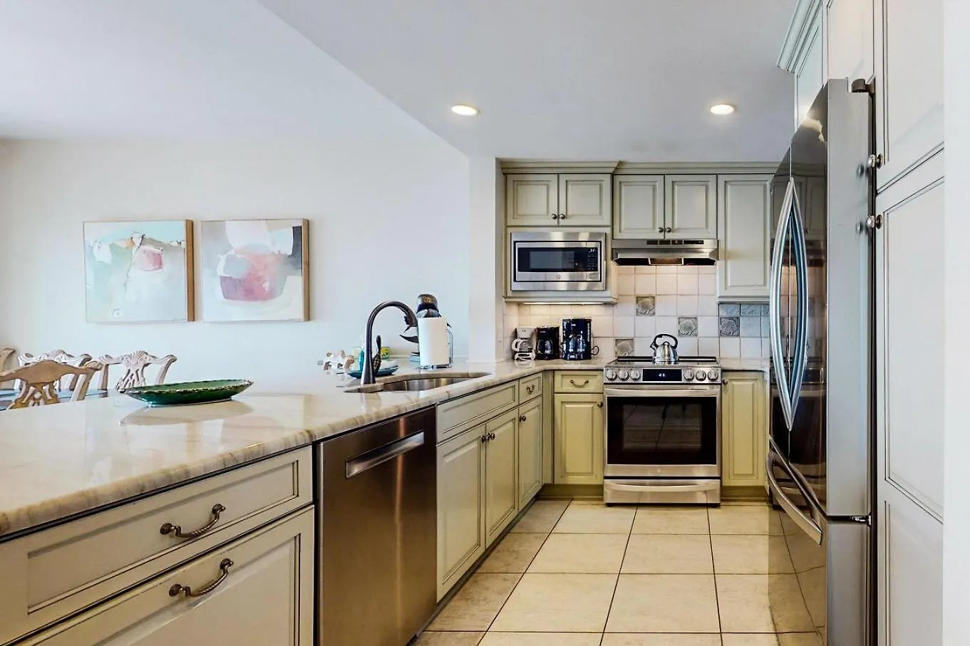 5121 Windswept Oceanfront
