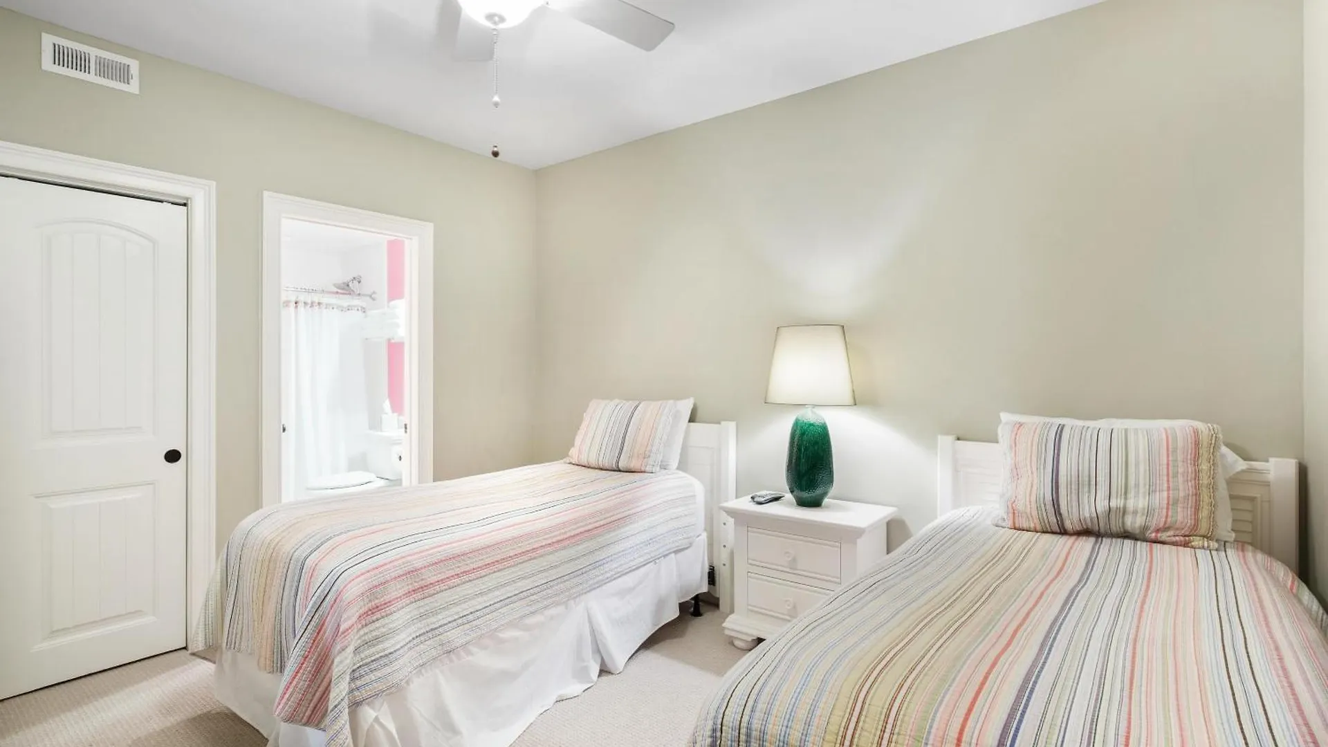 5107 Windswept Oceanfront Villa *