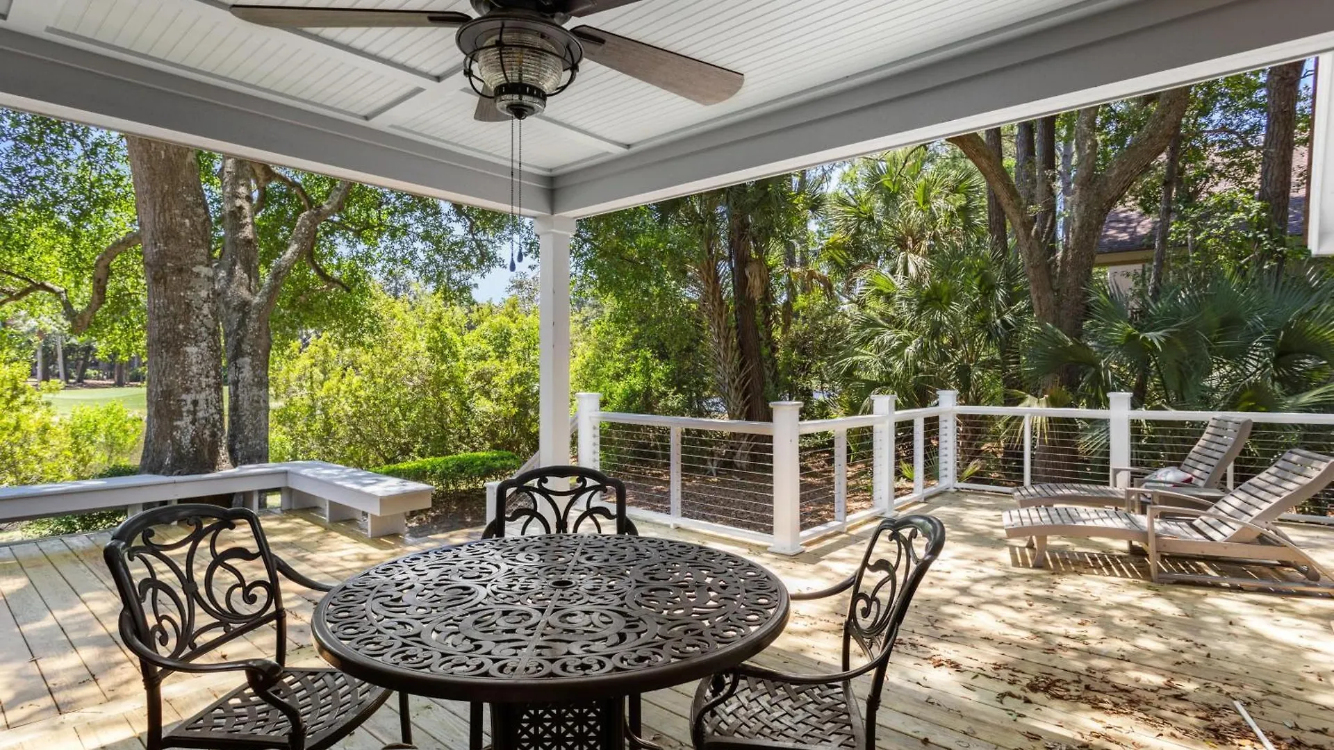 9 Greensward Road Holiday home *