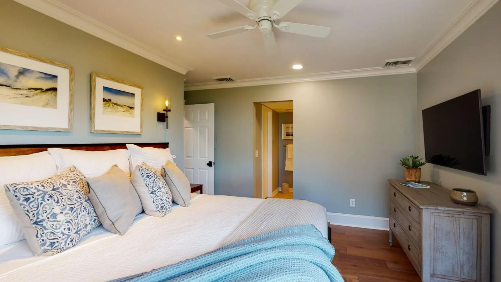 4418 Windswept Ocean View *