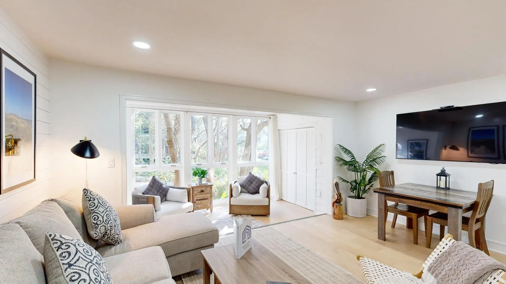 3542 Seascape Apartment *
