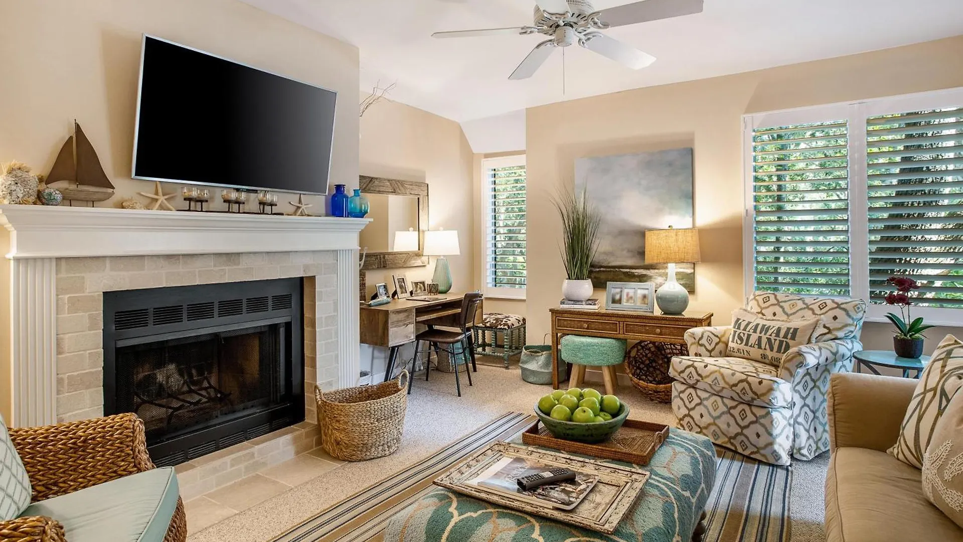 4466 Windswept Woodland View
