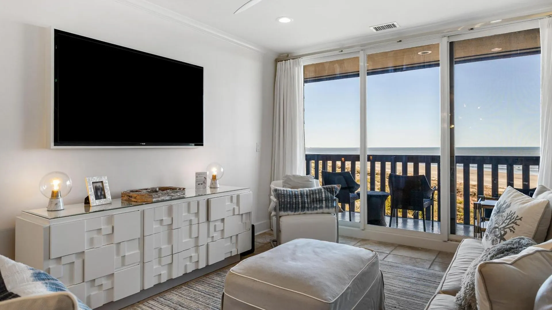 Villa 2473 Shipwatch Oceanfront