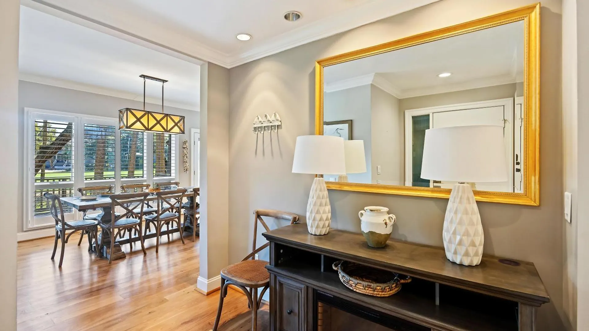 4976 Turtle Point