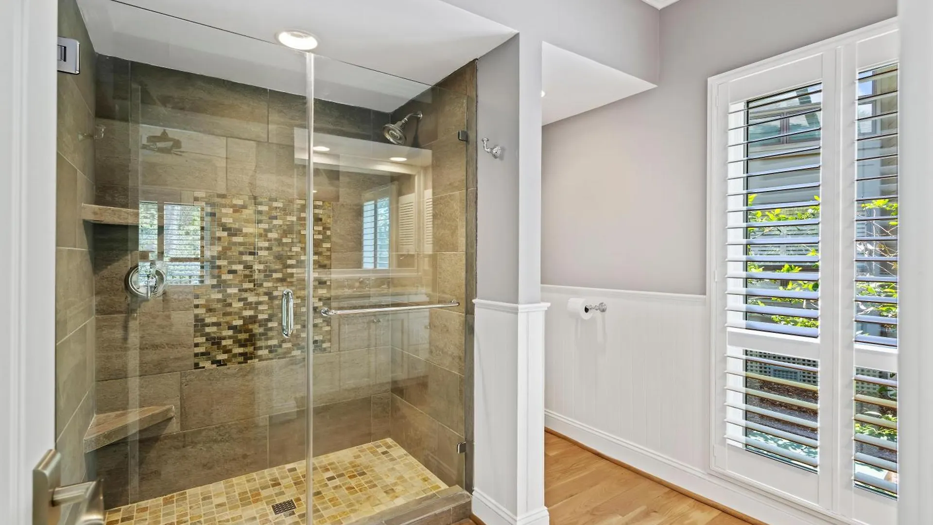4976 Turtle Point *
