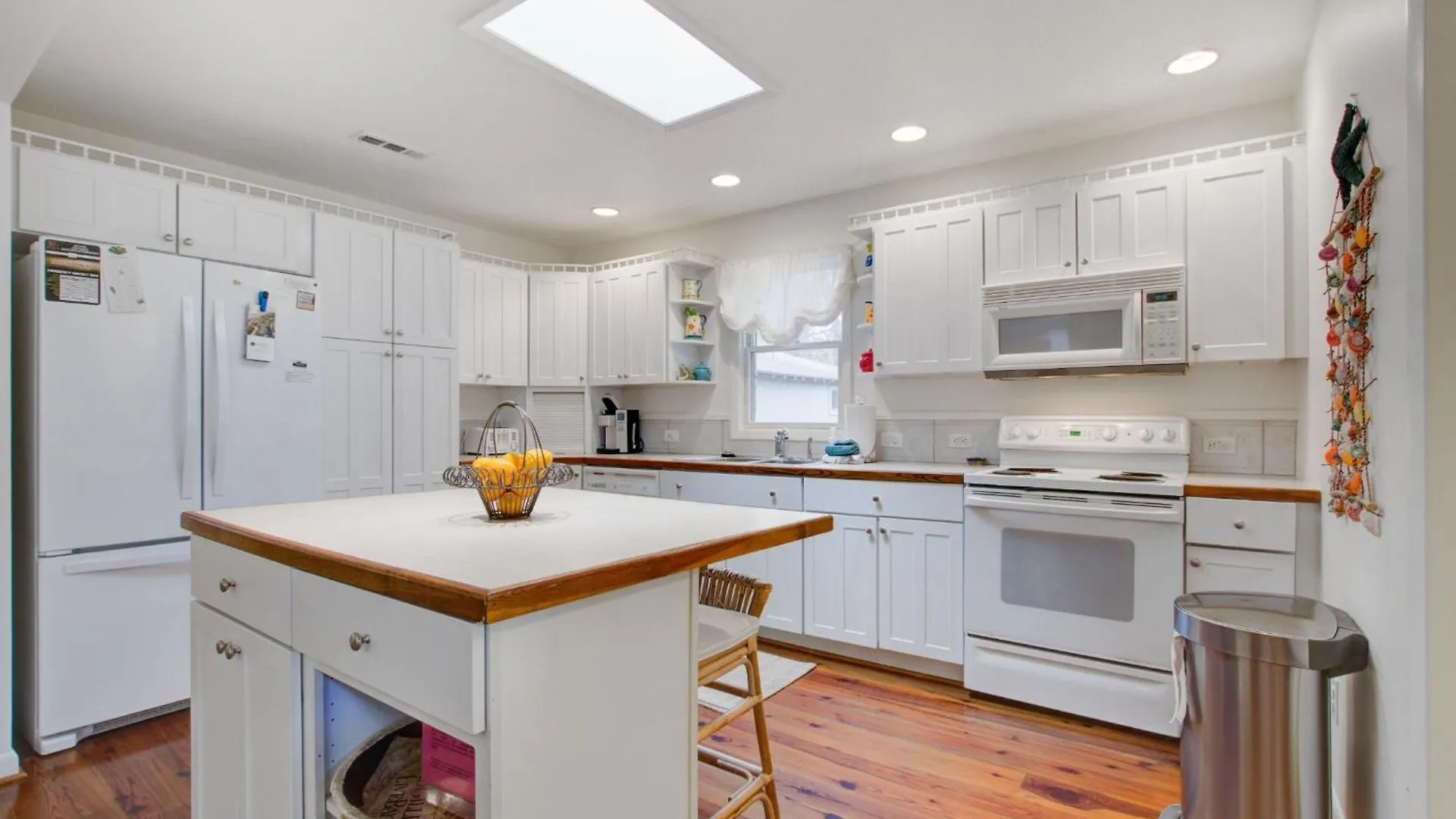 1023 Sparrow Pond *