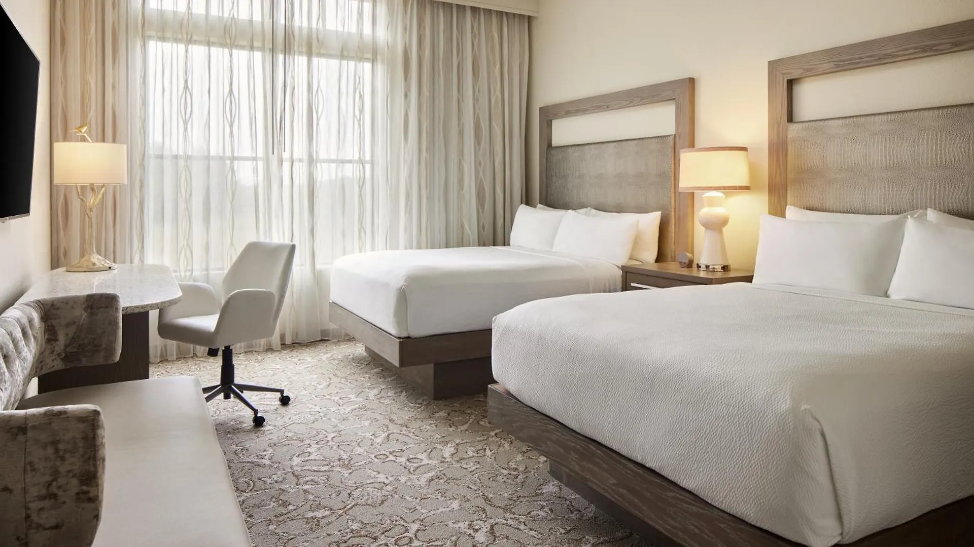 Andell Hotel 4*