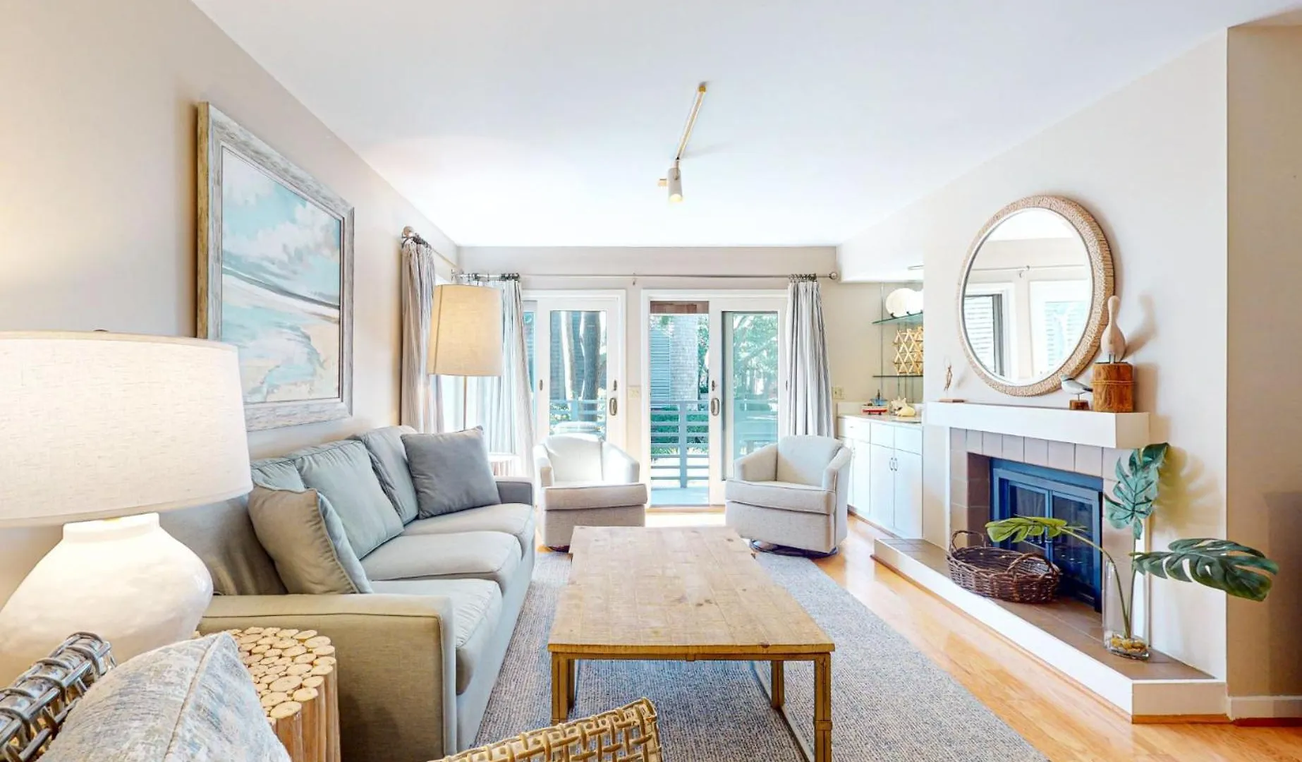 4438 Windswept Oceanside