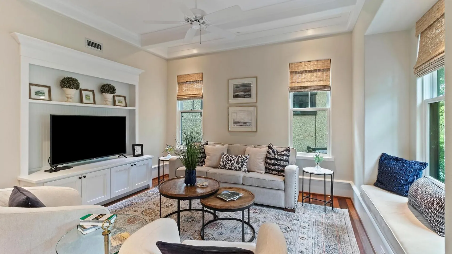 5512 Cypress Point