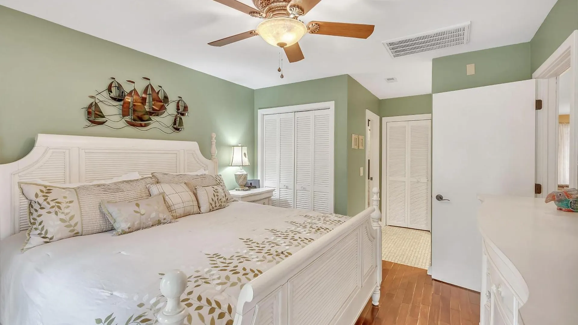55 Inlet Cove