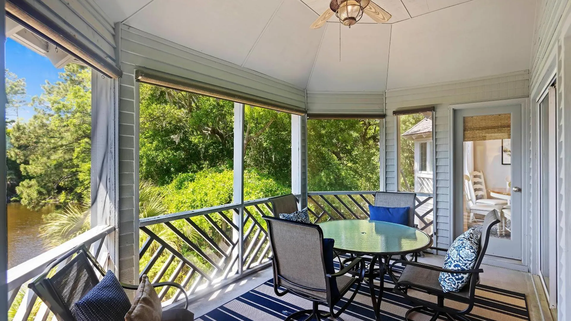 5540 Turtle Cove *