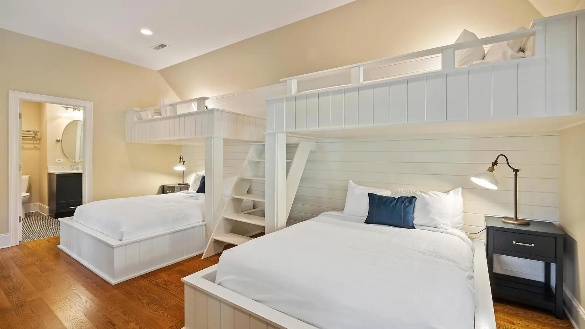61 Fletcher Hall Holiday home *