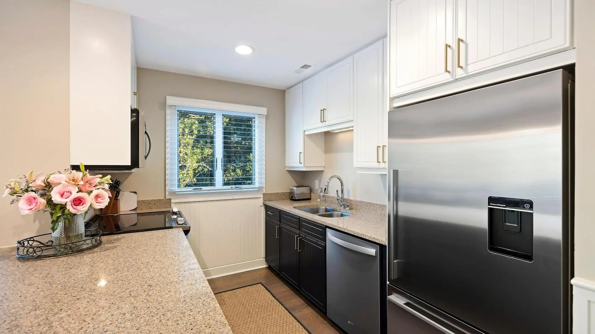 1381 Fairway Oaks *