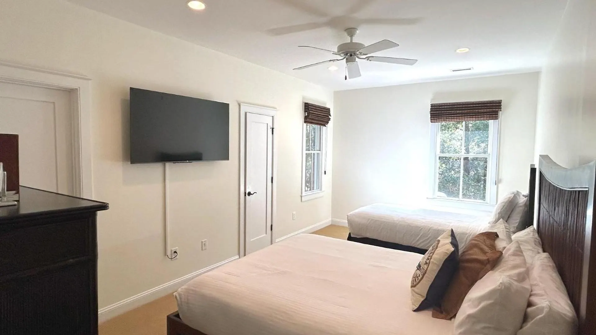 37 Berkshire Hall Holiday home