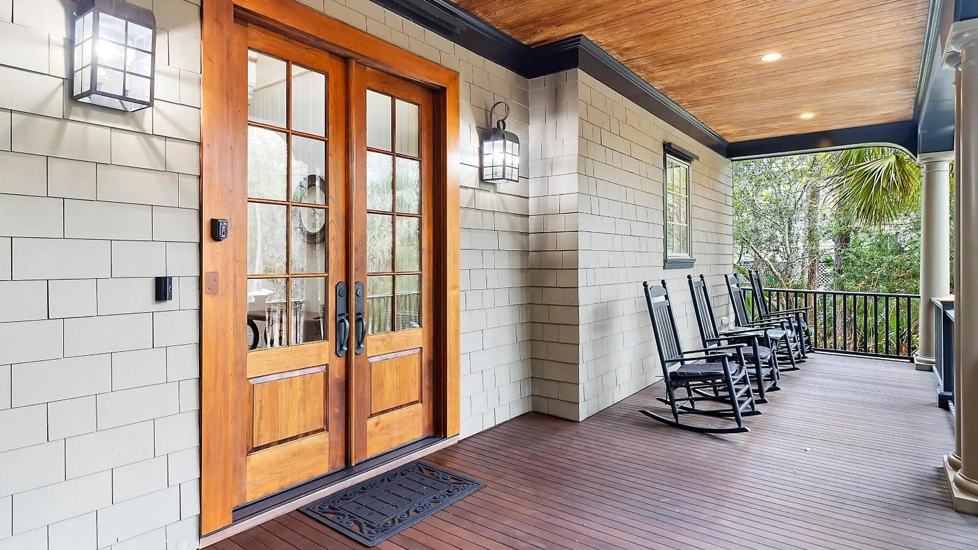 162 Surfsong Road Holiday home