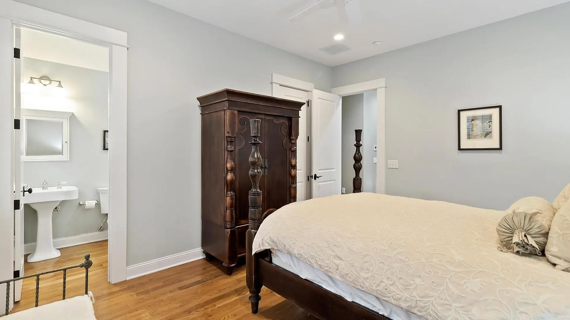 162 Surfsong Road Holiday home