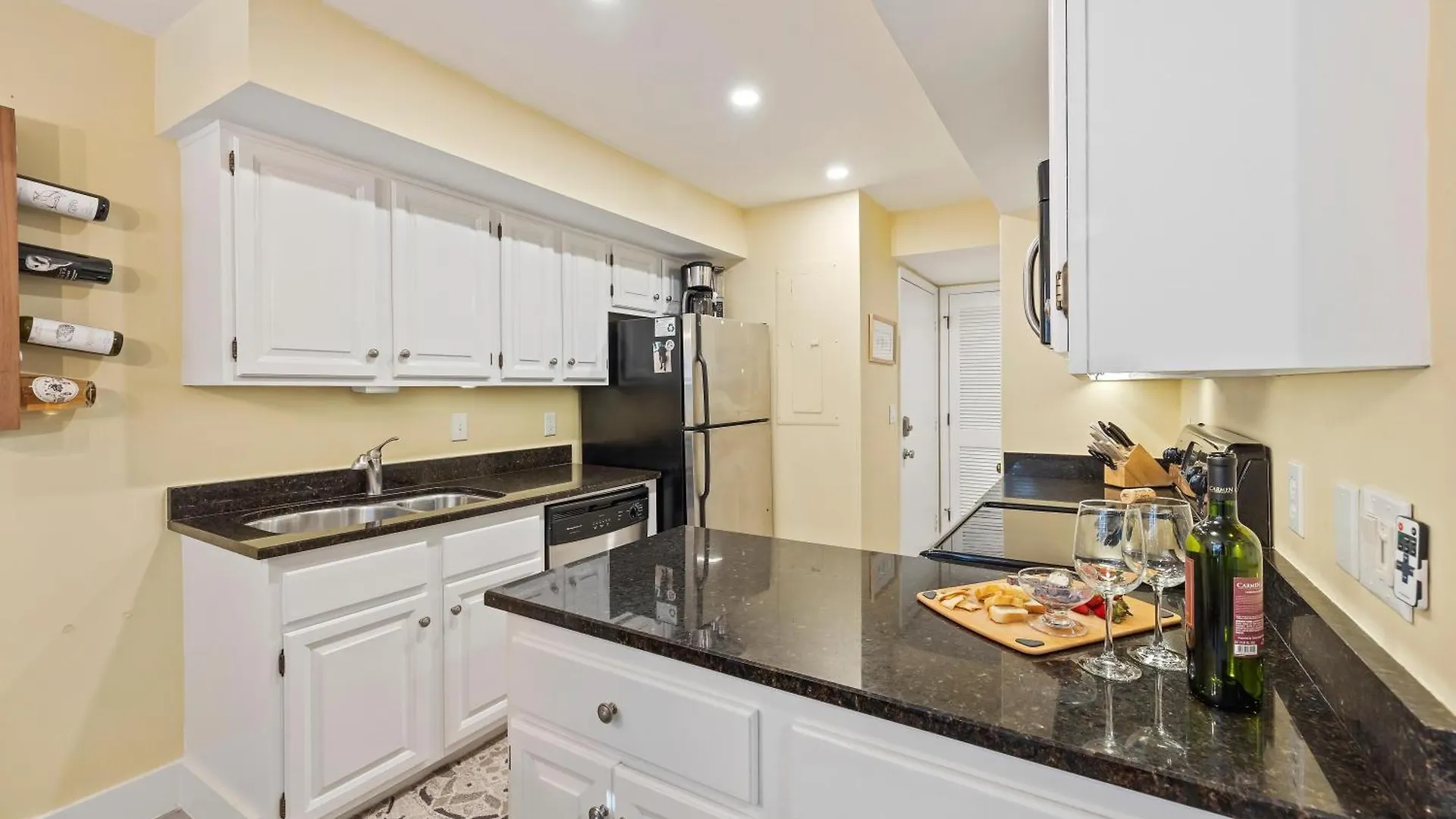4855 Turtle Cove