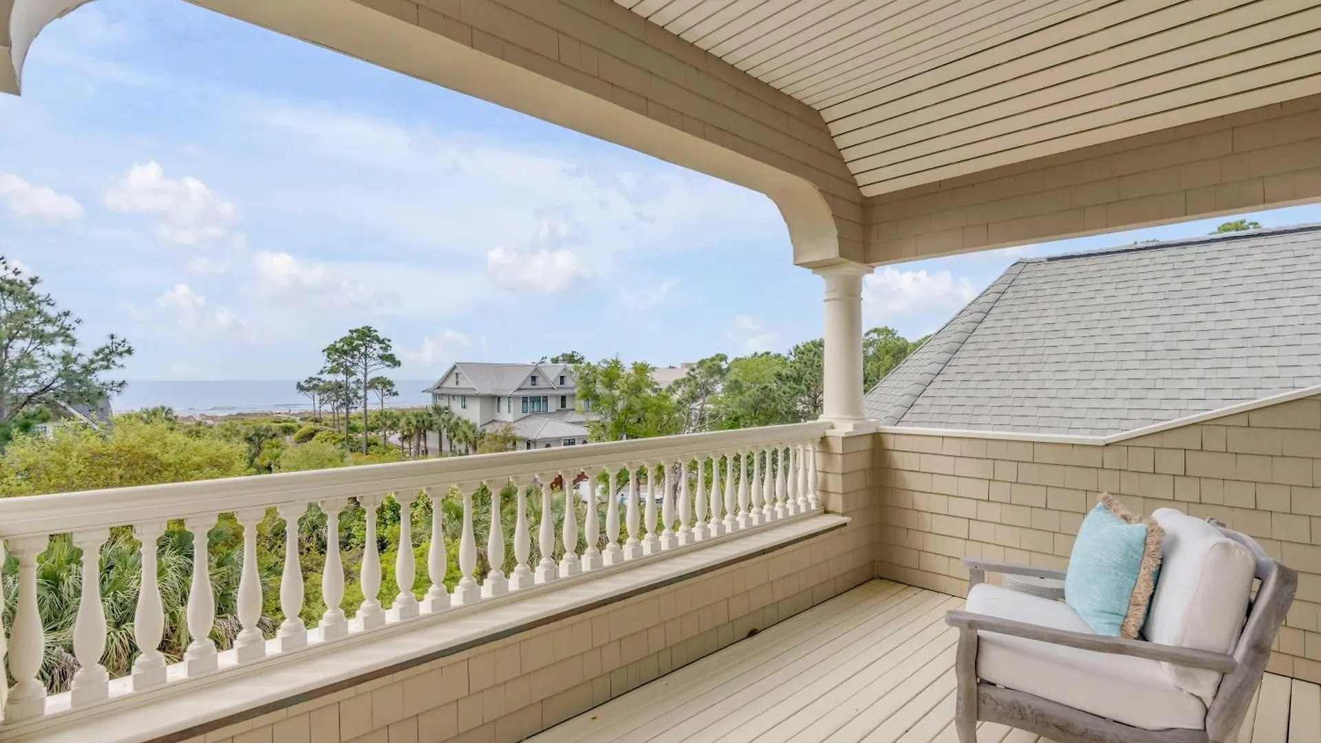 126 Flyway Drive Holiday home