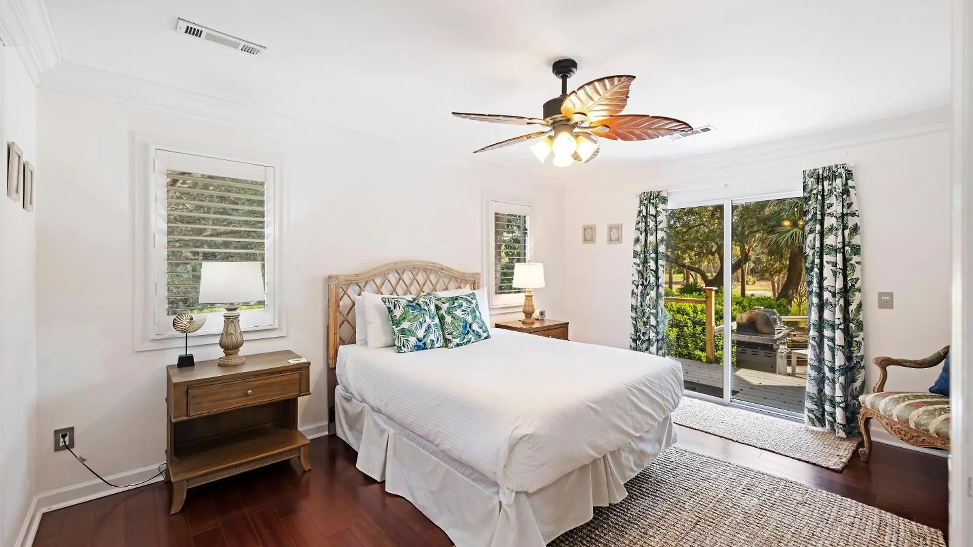 115 Pleasant Valley *
