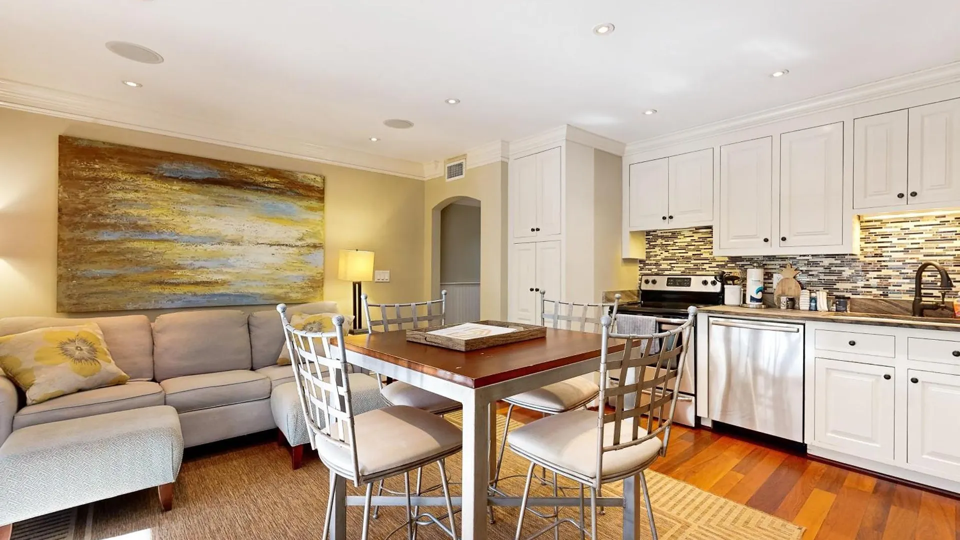 4236 Mariner's Watch Apartment