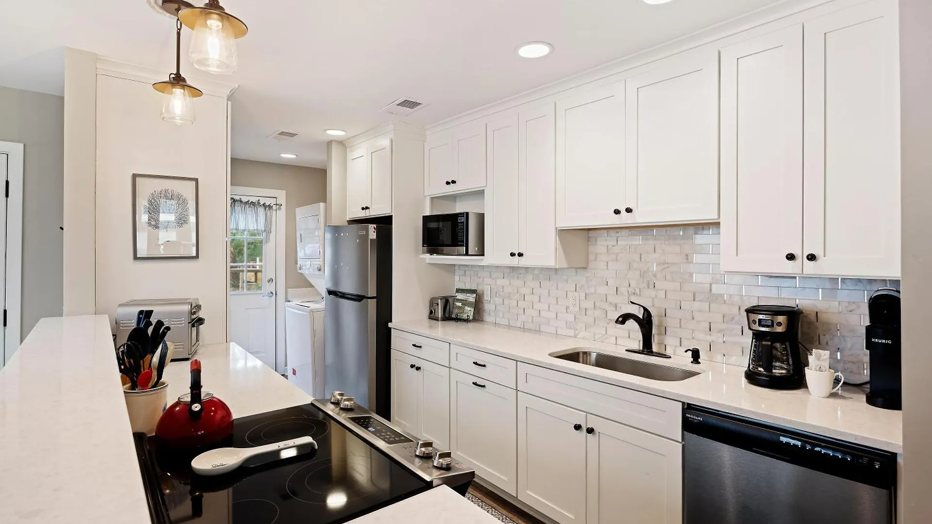 1205 Greenslake