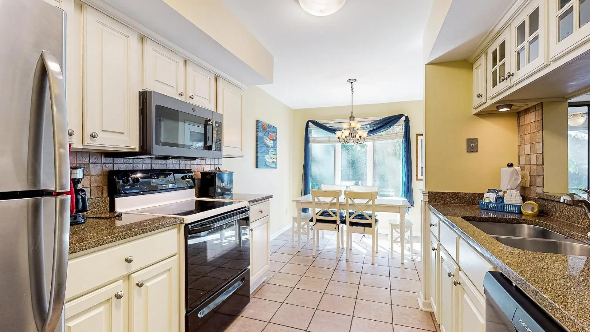4849 Turtle Cove
