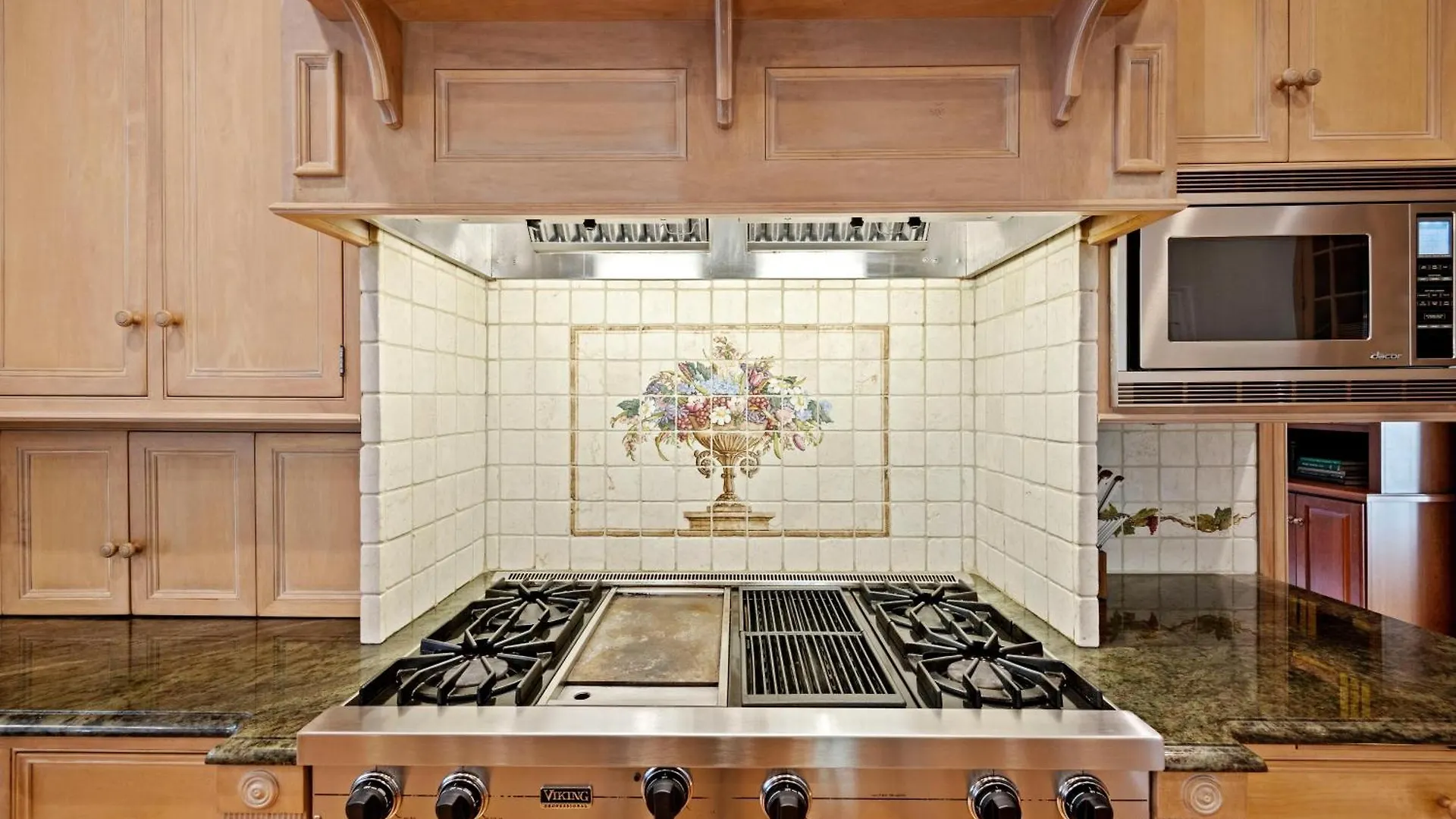 218 Yellow Throat Lane