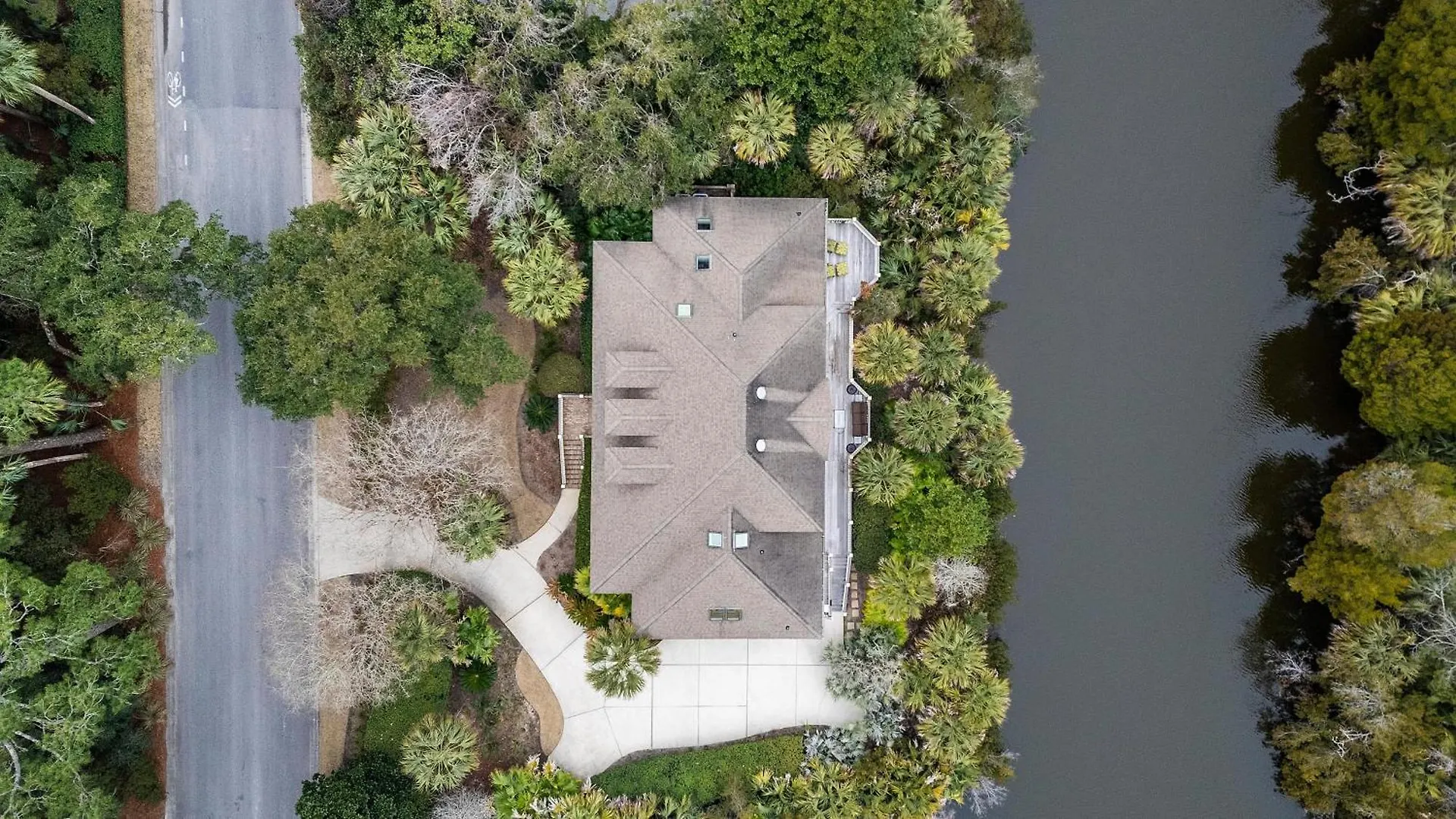 18 Flyway Drive *