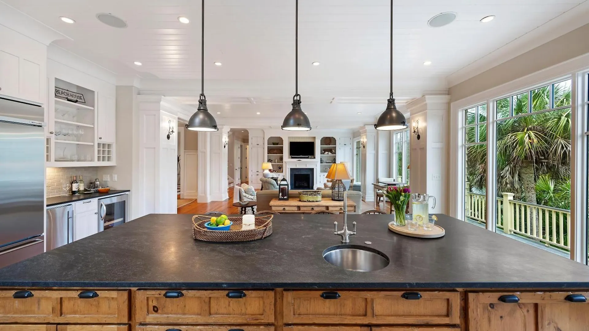 18 Flyway Drive