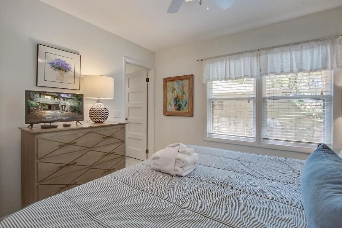 1023 Sparrow Pond Kiawah Island
