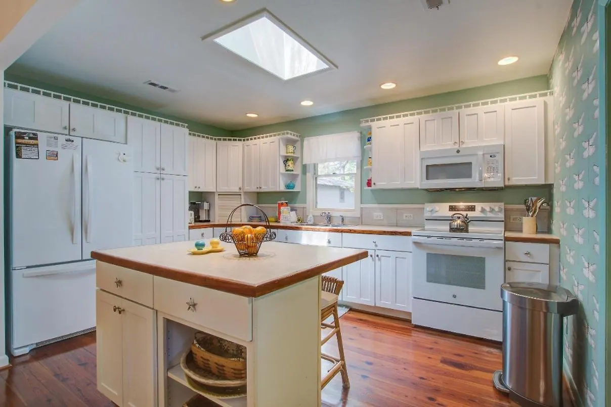 1023 Sparrow Pond Holiday home *