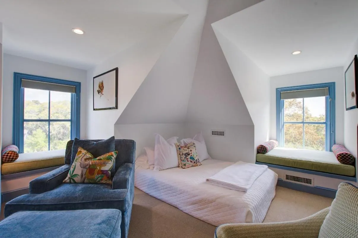 19 Surfsong Rd