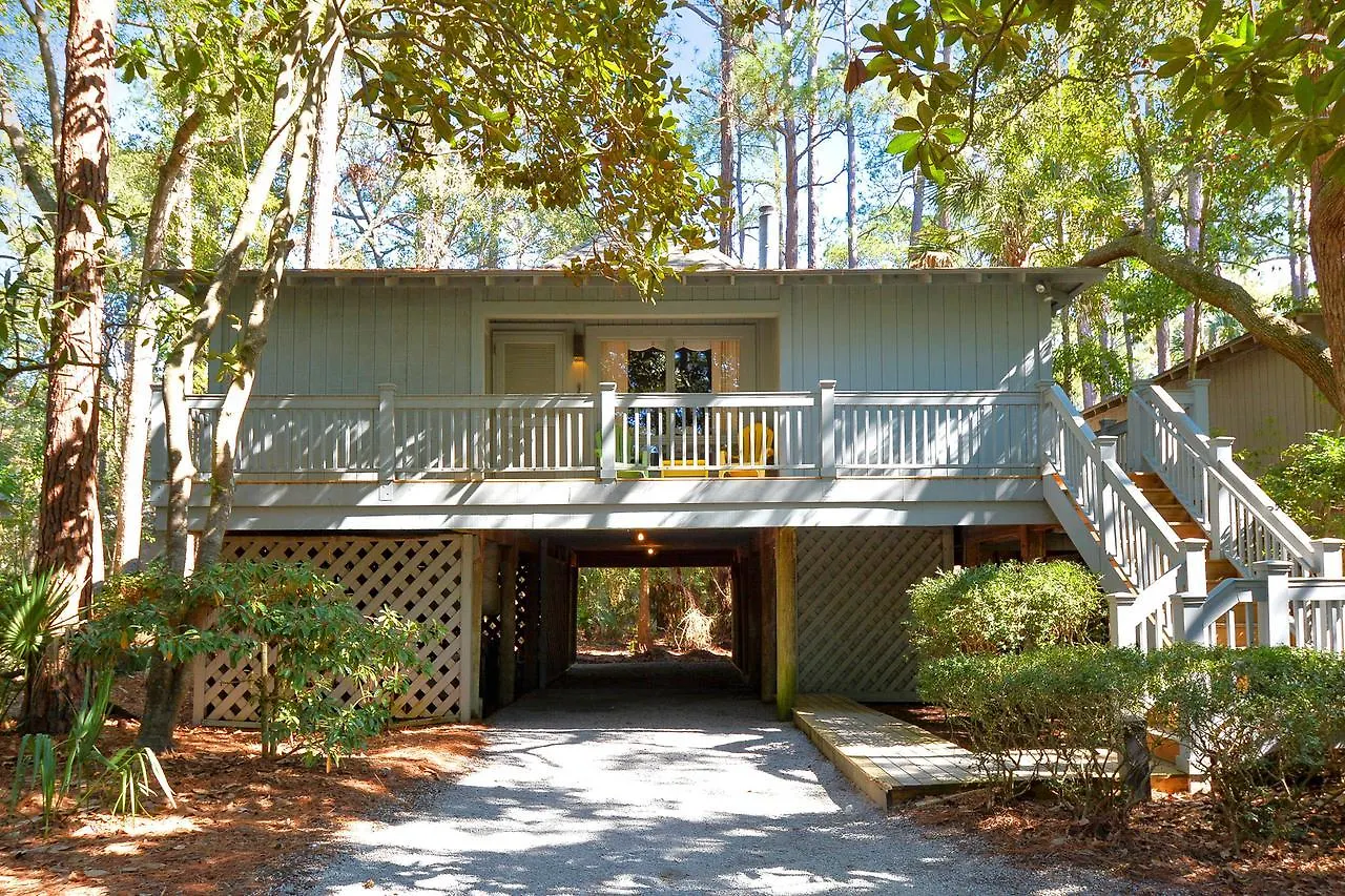 1040 Sparrow Pond